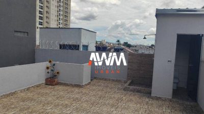 Sobrado, 4 quartos, 251 m² - Foto 1