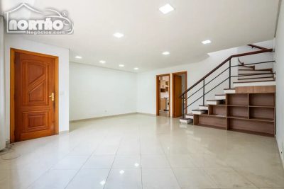 Casa, 3 quartos, 172 m² - Foto 1