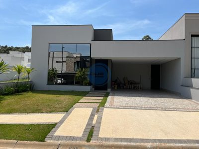 Casa, 3 quartos, 215 m² - Foto 1