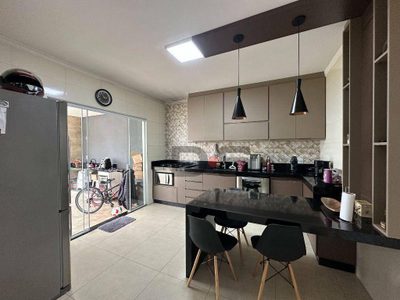 Casa, 3 quartos, 130 m² - Foto 4
