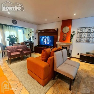 Casa, 6 quartos, 300 m² - Foto 4