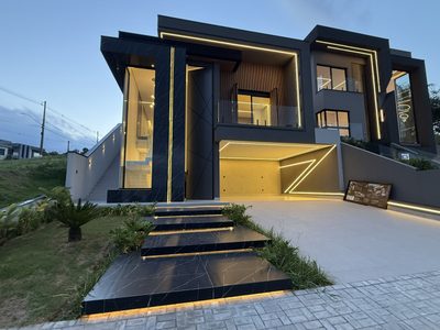 Casa, 3 quartos, 300 m² - Foto 1