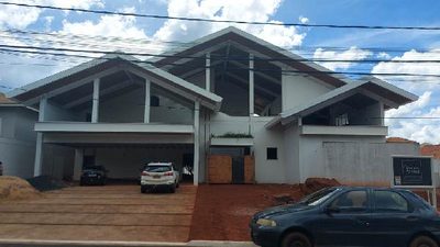 Casa, 4 quartos, 2057 m² - Foto 1