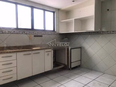 Apartamento, 3 quartos, 230 m² - Foto 1