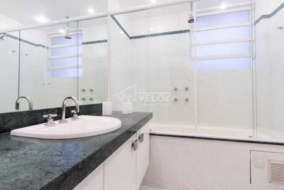 Apartamento, 3 quartos, 140 m² - Foto 3