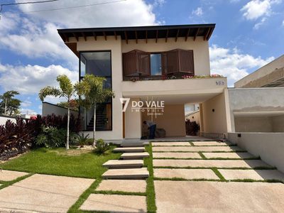 Casa, 4 quartos, 196 m² - Foto 2