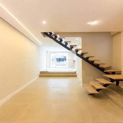 Sobrado, 5 quartos, 235 m² - Foto 1