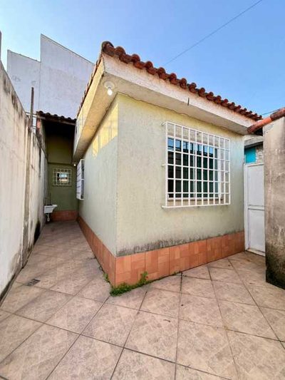 Casa, 1 quarto, 40 m² - Foto 1