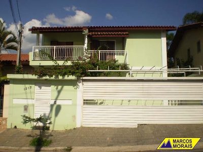 Casa, 4 quartos, 250 m² - Foto 1