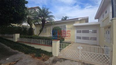Casa, 3 quartos, 285 m² - Foto 2