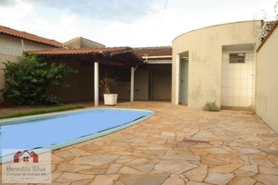 Casa, 1 quarto, 110 m² - Foto 1