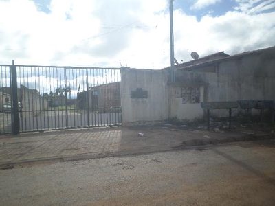 Casa, 2 quartos, 150 m² - Foto 1