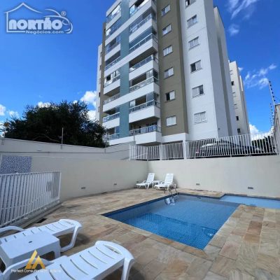 Casa, 4 quartos, 140 m² - Foto 1
