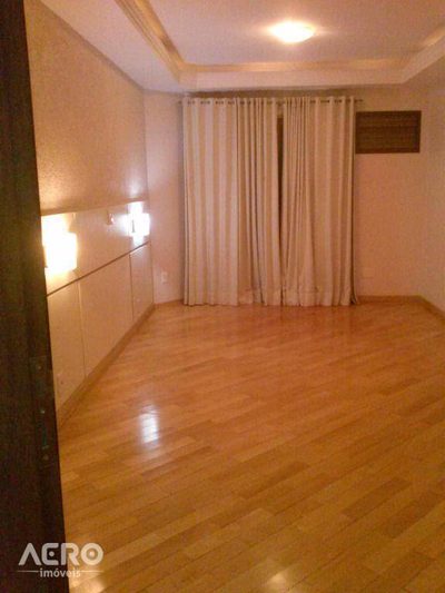 Apartamento, 3 quartos, 280 m² - Foto 1
