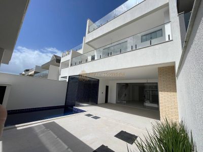 Casa, 3 quartos, 310 m² - Foto 1