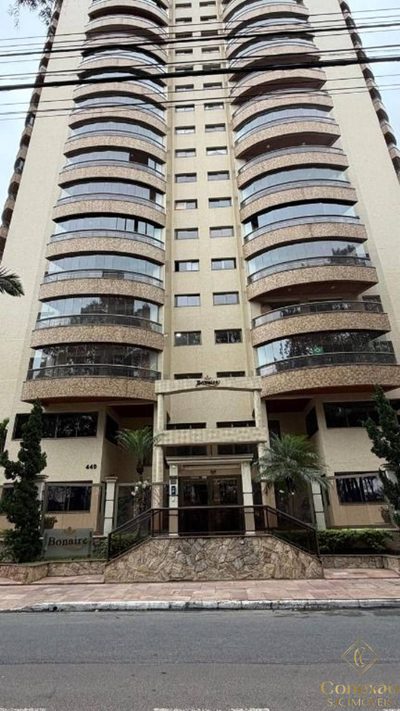 Apartamento, 4 quartos, 204 m² - Foto 1