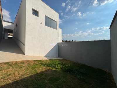 Casa, 3 quartos, 180 m² - Foto 1