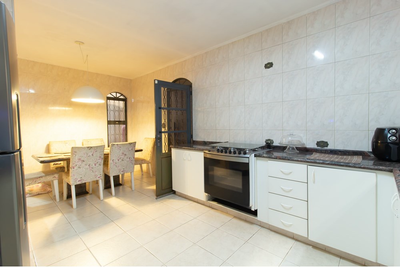 Casa, 3 quartos, 210 m² - Foto 4