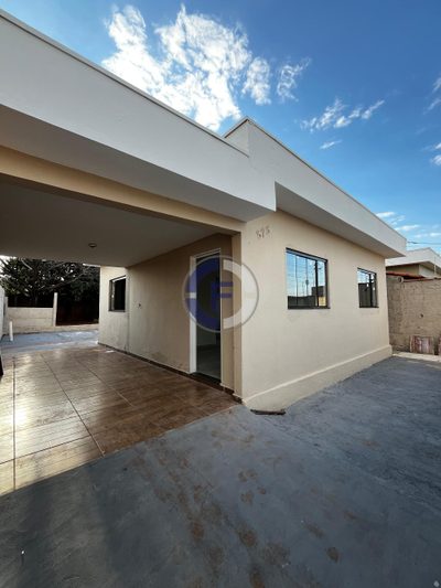 Casa, 2 quartos, 250 m² - Foto 1