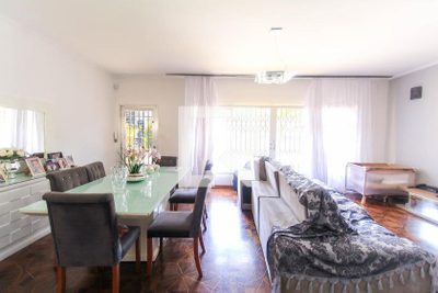 Casa, 3 quartos, 219 m² - Foto 4