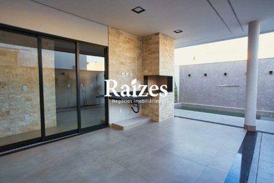 Casa, 3 quartos, 214 m² - Foto 1