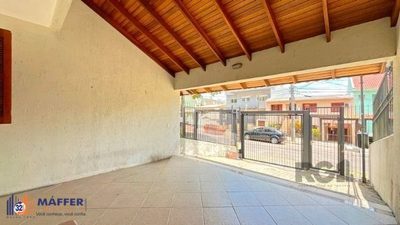 Casa, 3 quartos, 215 m² - Foto 2