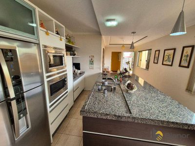 Casa, 3 quartos, 240 m² - Foto 5