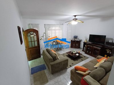 Sobrado, 3 quartos, 241 m² - Foto 1