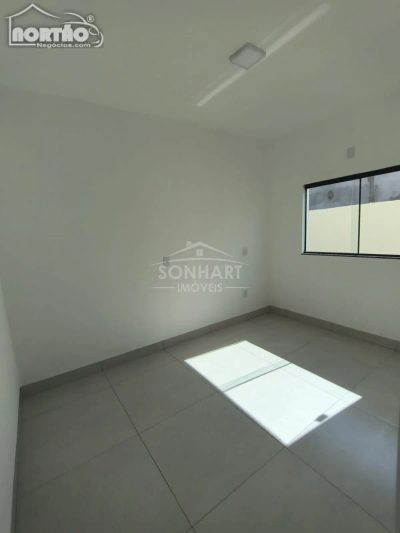 Casa, 3 quartos, 87 m² - Foto 4