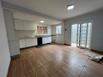 Casa, 6 quartos, 320 m² - Foto 4