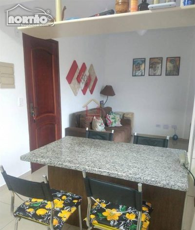 Casa, 3 quartos, 70 m² - Foto 1