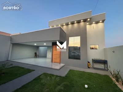 Casa, 4 quartos, 174 m² - Foto 1
