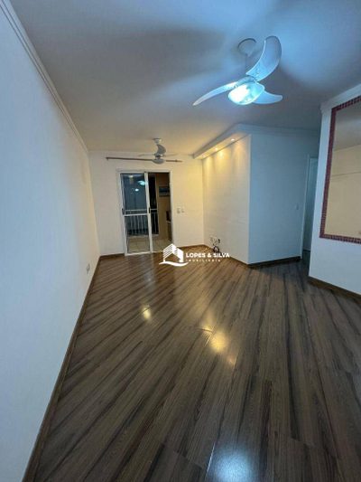 Apartamento, 3 quartos, 76 m² - Foto 4