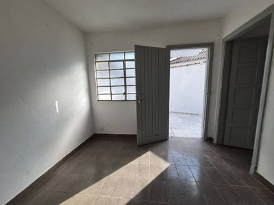 Casa, 1 quarto, 50 m² - Foto 1