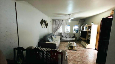 Casa, 2 quartos, 250 m² - Foto 2