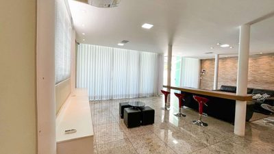 Casa, 4 quartos, 333 m² - Foto 1