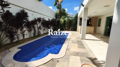 Casa, 4 quartos, 288 m² - Foto 2