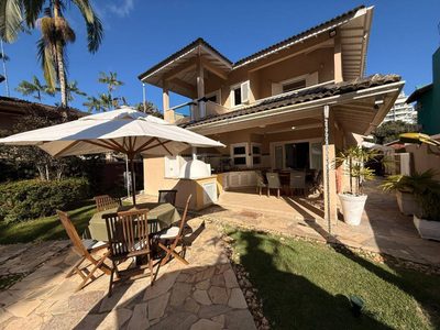 Casa, 4 quartos, 259 m² - Foto 1
