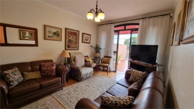 Casa, 3 quartos, 152 m² - Foto 1