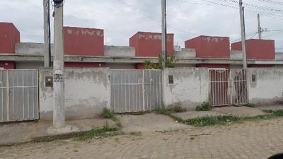 Casa, 1 quarto, 61 m² - Foto 1