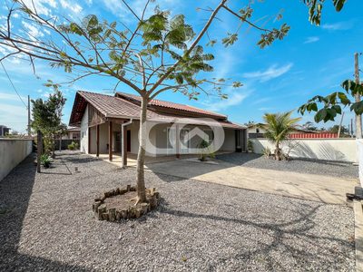 Casa, 2 quartos, 140 m² - Foto 1