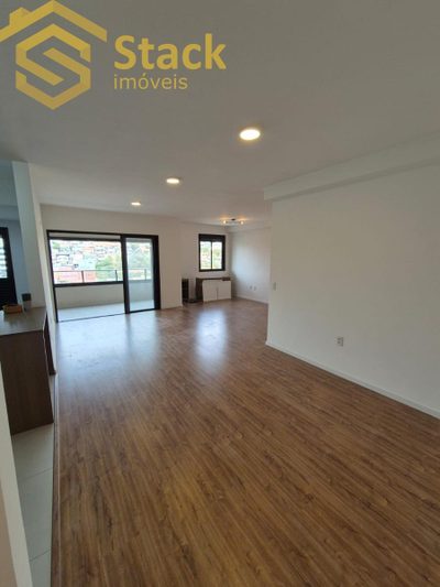 Apartamento, 3 quartos, 112 m² - Foto 2