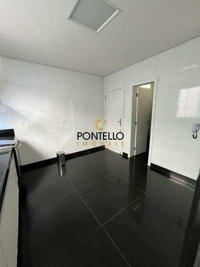 Casa, 4 quartos, 360 m² - Foto 3