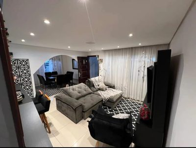 Sobrado, 3 quartos, 217 m² - Foto 2