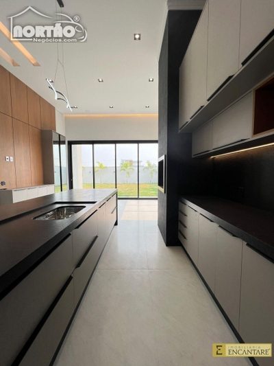 Casa, 1 quarto, 175 m² - Foto 2
