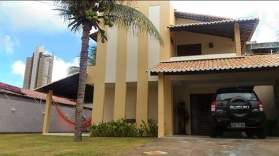 Casa, 4 quartos, 348 m² - Foto 1