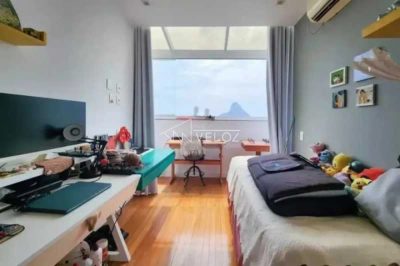 Cobertura, 3 quartos, 207 m² - Foto 1