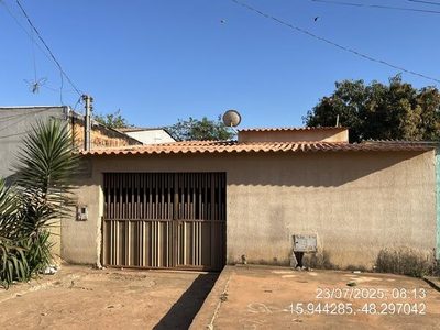 Casa, 2 quartos, 225 m² - Foto 1