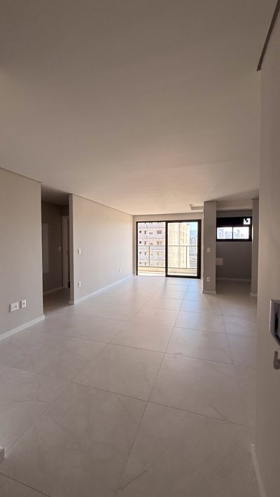 Apartamento, 3 quartos, 110 m² - Foto 2