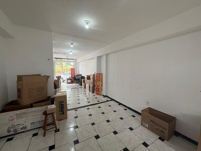 Depósito-Galpão, 80 m² - Foto 1